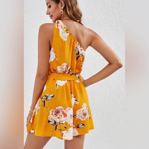 SHEIN VCAY Floral Print One Shoulder Belted Romper - Picture 3 of 11
